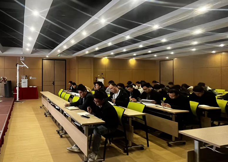 深化解決方案能力，賦能客戶服務(wù)